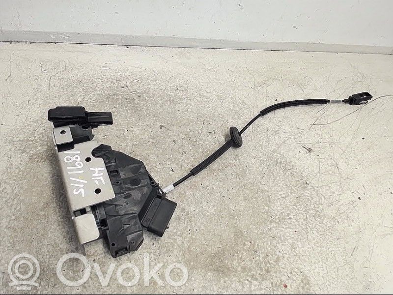 Priekšpusē slēdzene   2096149,BK31V219A64CG