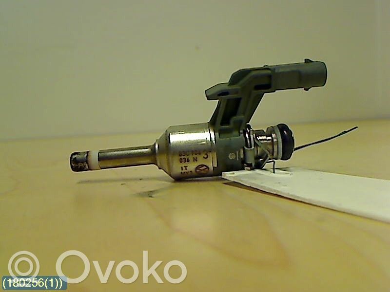 Volkswagen Tiguan Inyector de combustible 