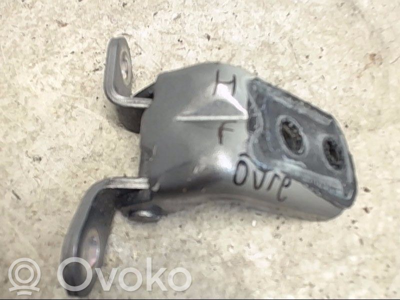 Nissan Qashqai Etuoven yläsarana
