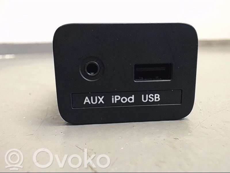 KIA Optima USB socket connector 