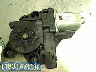 Volvo XC70 Motor macara geam ușă spate 