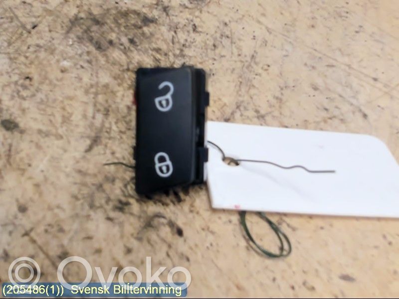Volkswagen Touran II Central locking switch button 