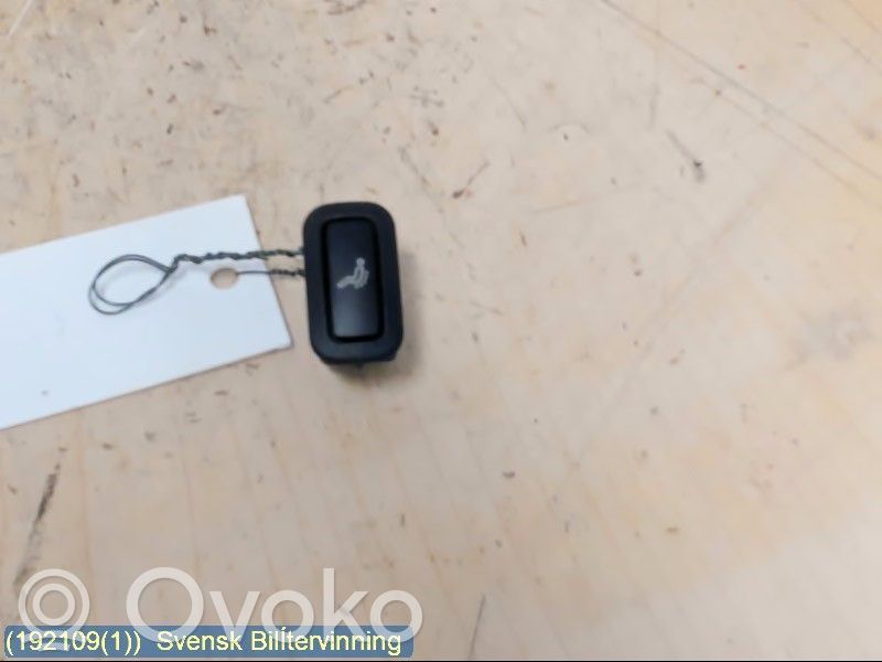 Volkswagen PASSAT B7 Interruptor de control del asiento 