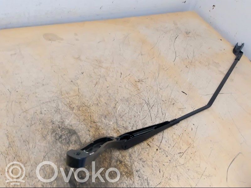 Nissan NV300 Ramię wycieraczki szyby przedniej / czołowej 