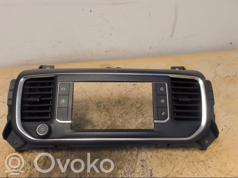 Peugeot Expert Rămă unitate radio/GPS 
