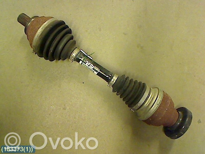 Etuvetoakseli   5N0407763A