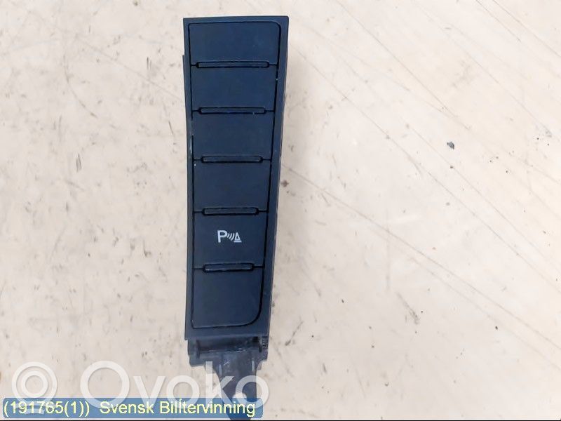 Volkswagen PASSAT B7 Interruptor del sensor de aparcamiento (PDC) 