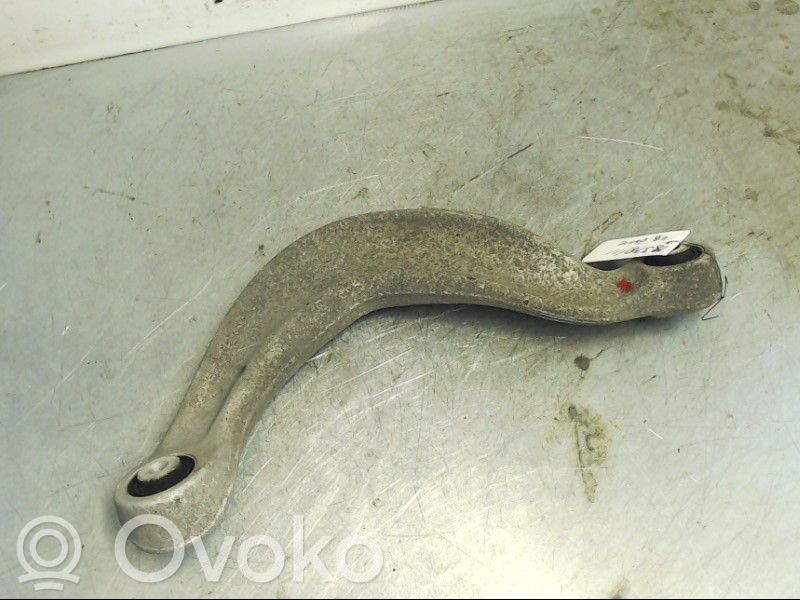 Audi A5 8T 8F Braccio di controllo sospensione posteriore superiore/braccio oscillante