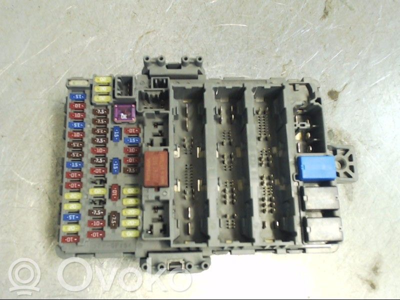 Honda CR-V Módulo de fusible 