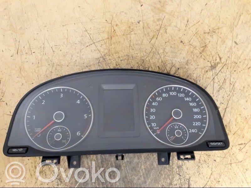 Volkswagen Caddy Vitezometru (grup de instrumente) 