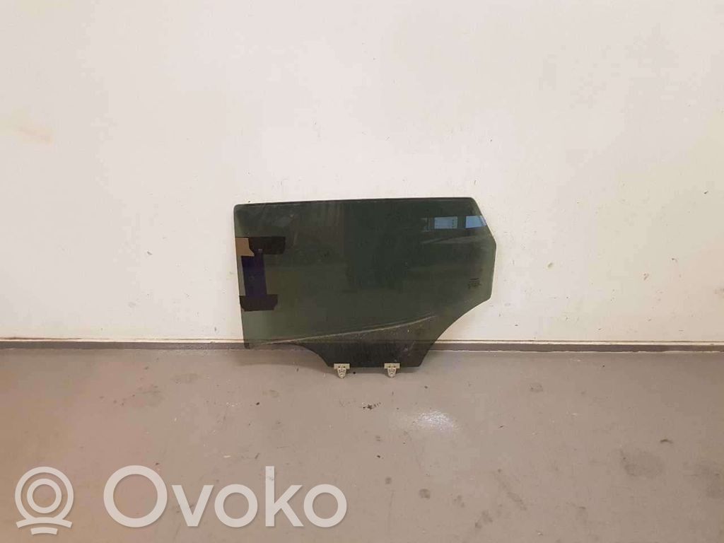 Szyba drzwi tylnych   823014ET0A