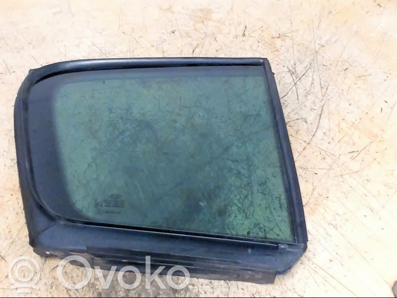 KIA Sportage Ventanilla de ventilación de la puerta trasera