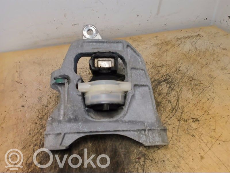 Citroen Jumpy Engine mounting bracket 
