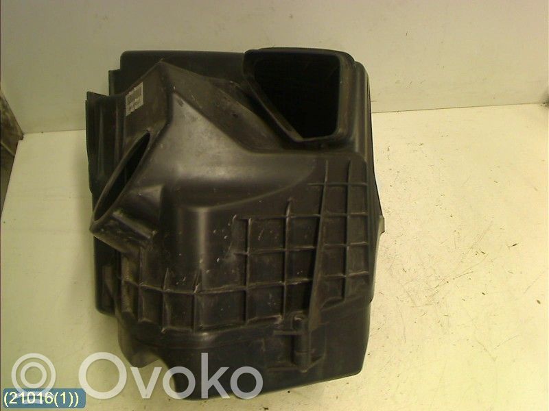 BMW 3 E90 E91 Air filter box 