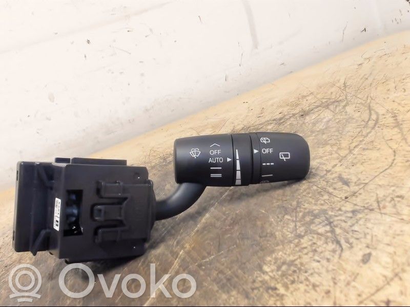 Ручка стеклоочистителей   17J671,KS04