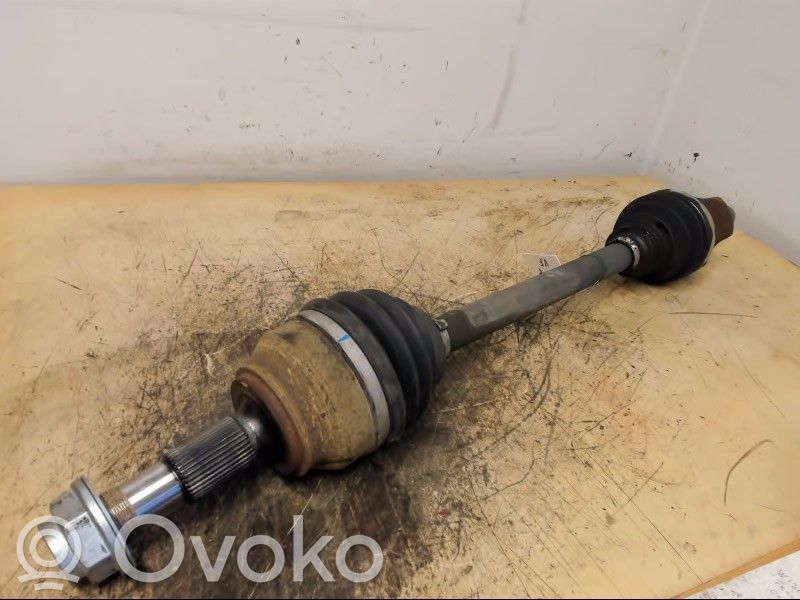 Etuvetoakseli   1614305480