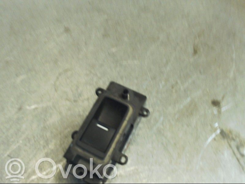 Interruptor del elevalunas eléctrico   CEWH004018Z,35780T1GG01