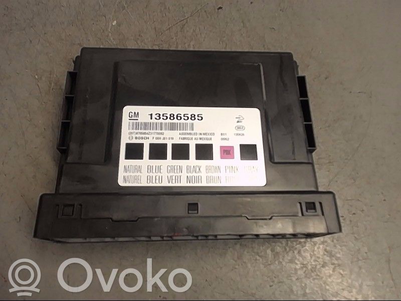 Opel Insignia A Comfort/convenience module 