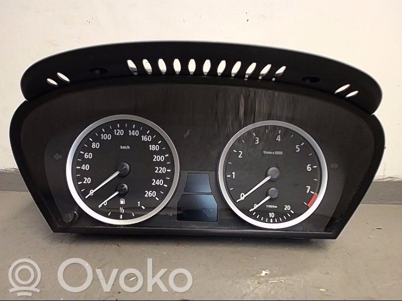 BMW 5 E60 E61 Speedometer (instrument cluster) 