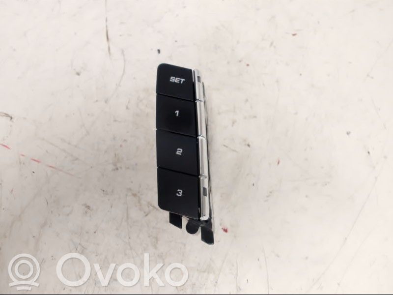 Przyciski pamięci fotela   95861310405,10096743,7P5595561D