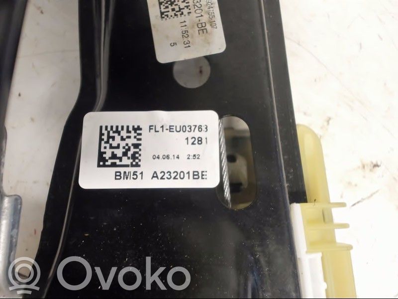 Ford Focus Regulador de puerta delantera con motor 