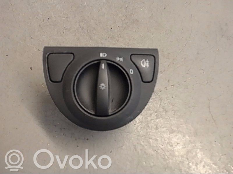 Light switch   12774374,72340448,12774374