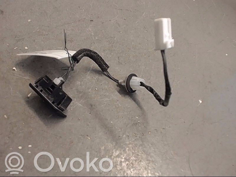 Botón interruptor de maletero abierto   GS2A676S0,K7400,GS2A676S0