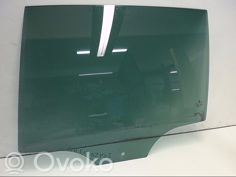 Volkswagen Golf VII Vetro del finestrino della portiera posteriore
