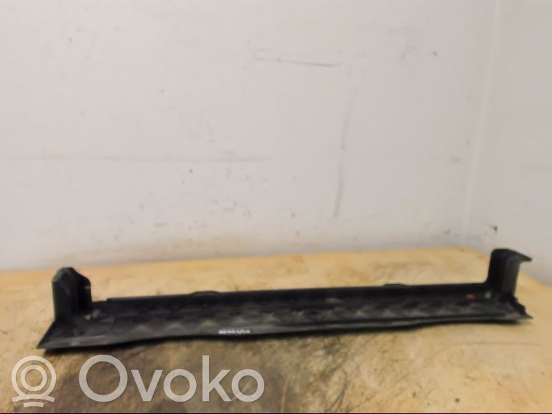 BMW X5 E70 Staffa del pannello di supporto del radiatore parte superiore 