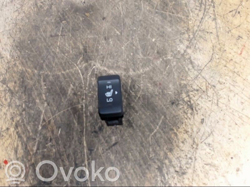 Seat heating switch   8981473801,M26306