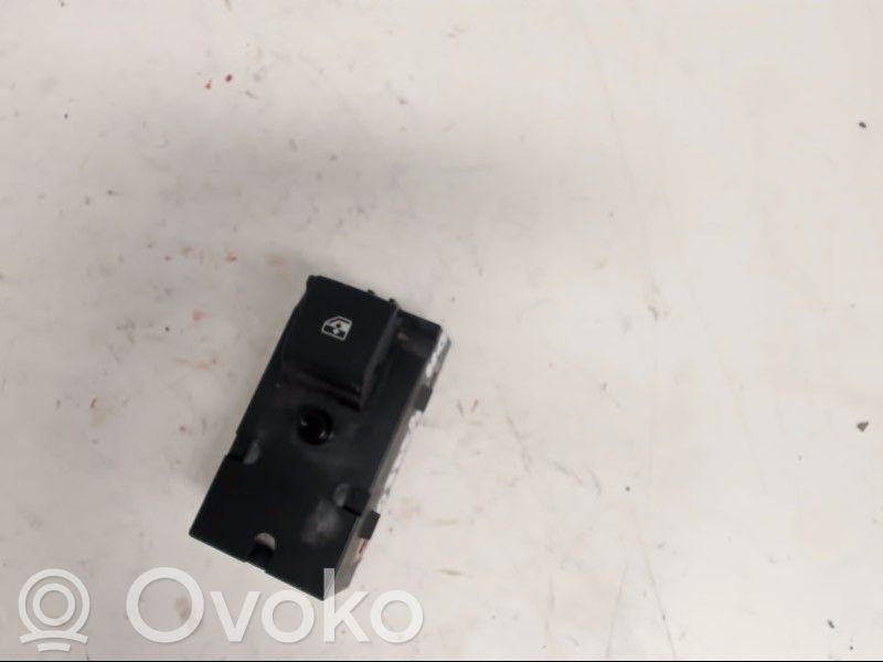 Opel Mokka Interrupteur commade lève-vitre 