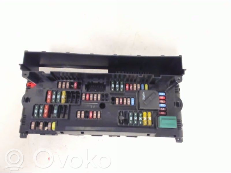 BMW X3 F25 Módulo de fusible 