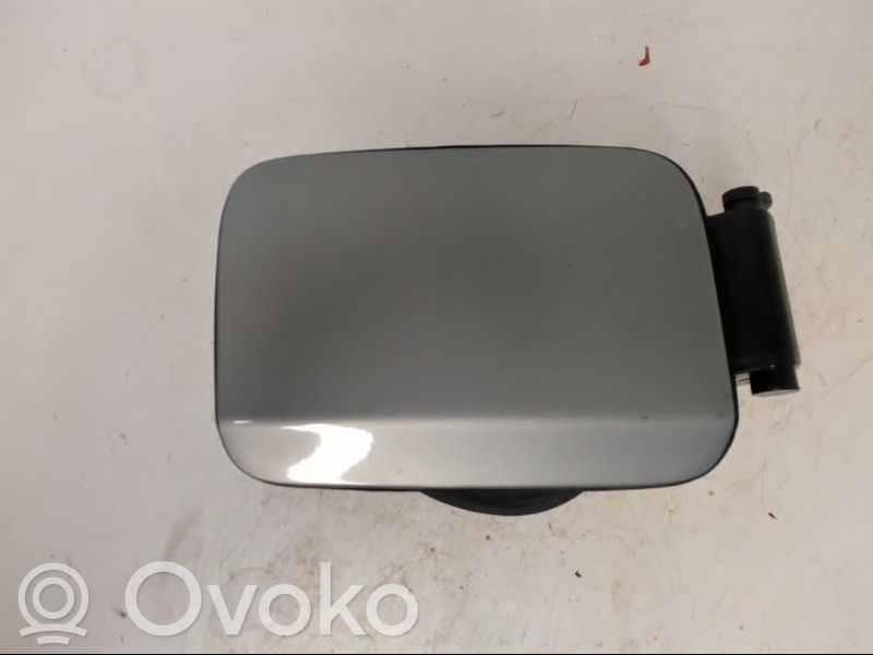 Polttoainesäiliön korkin lukko   51177060692