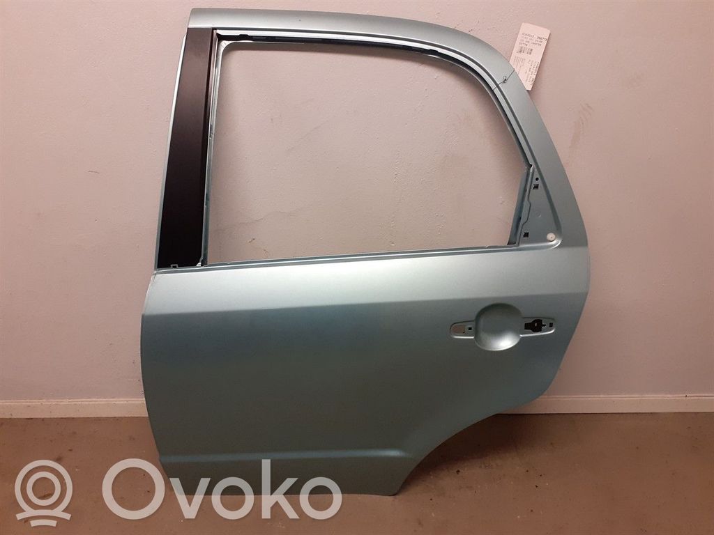 Puerta trasera   6800479J00