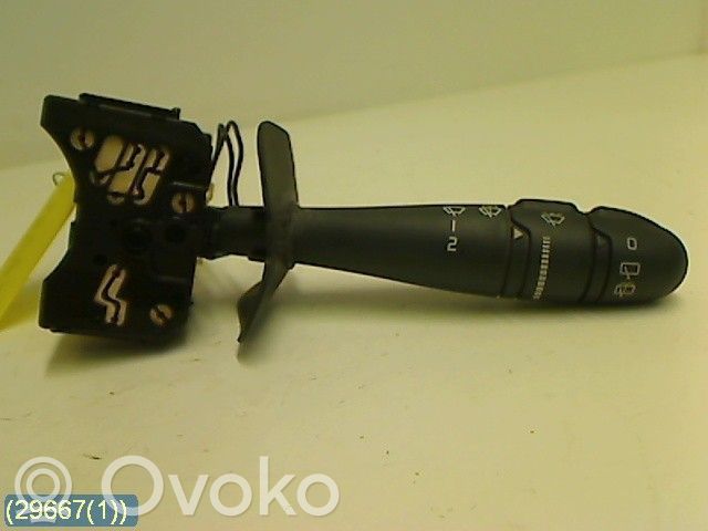 Pyyhkijän vipu   7701047262