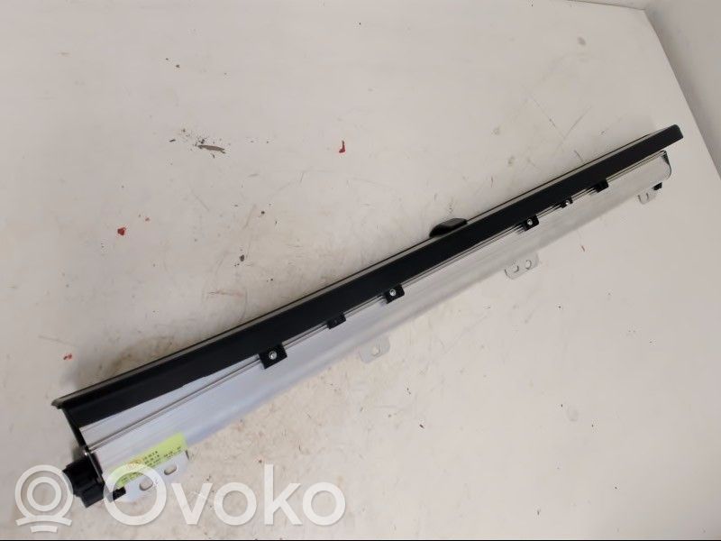 Roleta bagażnika   83362D4300