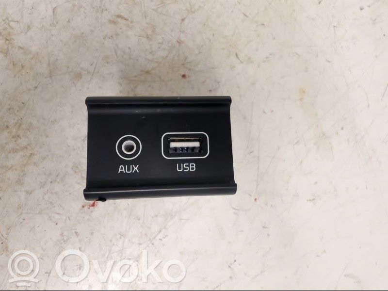 Connecteur/prise USB   96120D4500,96120D4500
