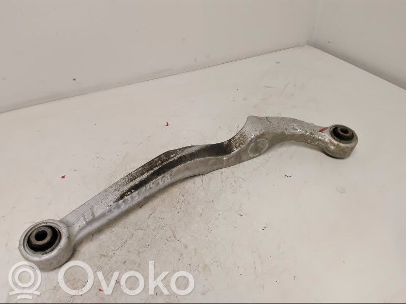 Nissan Qashqai Górny wahacz tylny 