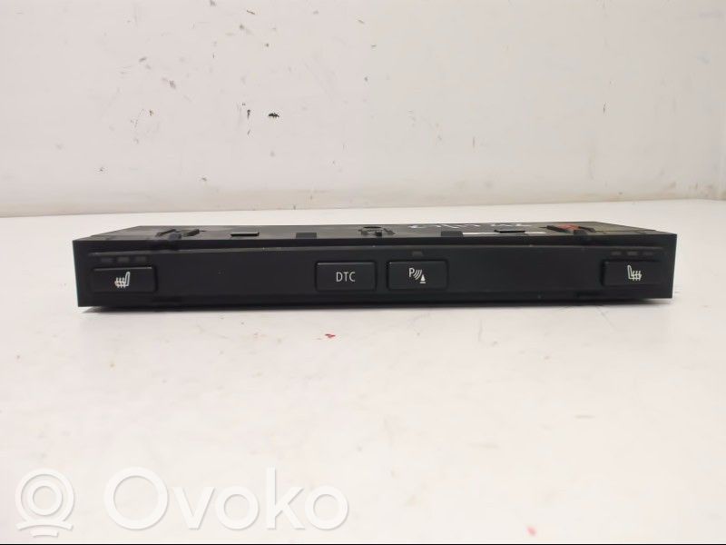 Seat heating switch   61319159168,13580862,9134027