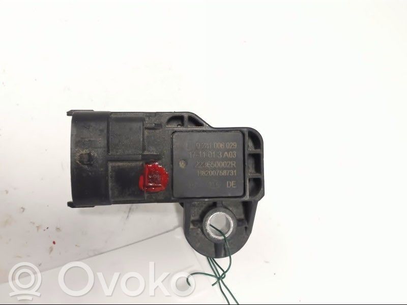 Nissan Qashqai Ansaugluftsensor 
