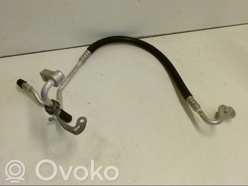 Ford Mondeo MK V Ilmastointilaitteen putki (A/C) 