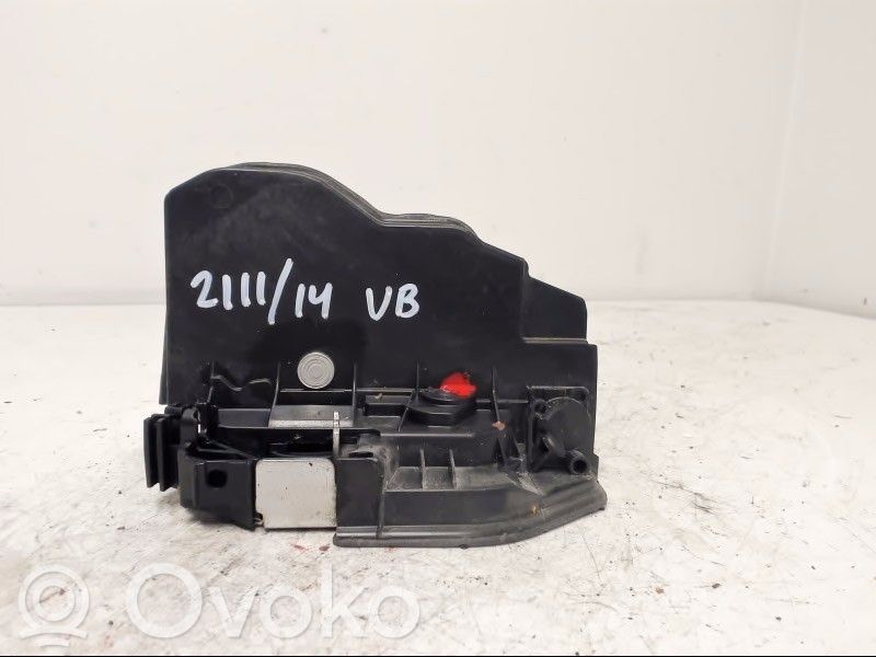 BMW 5 F10 F11 Serratura portiera posteriore 