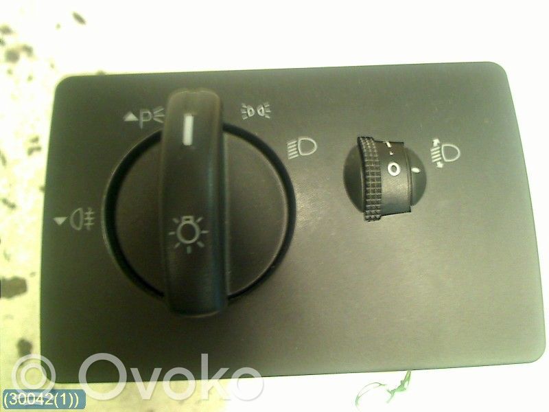 Light switch   1471869,04069710GOGMA