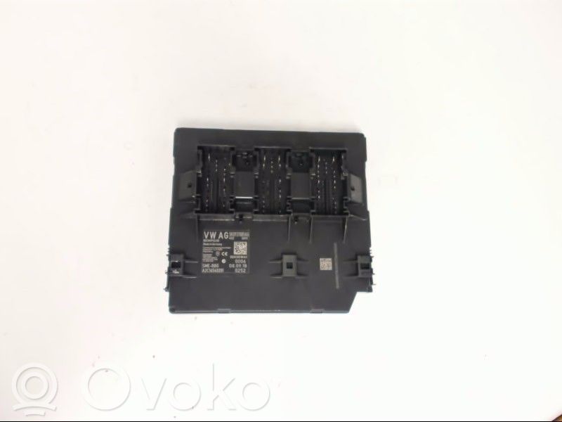 Volkswagen Caddy Module confort 