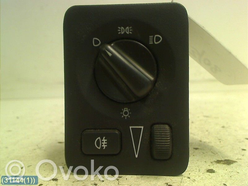 Light switch   12760589,75D521