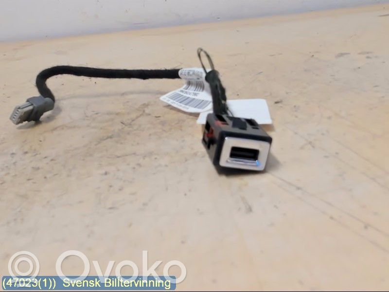 Enchufe conector USB   9806047980,9806047980