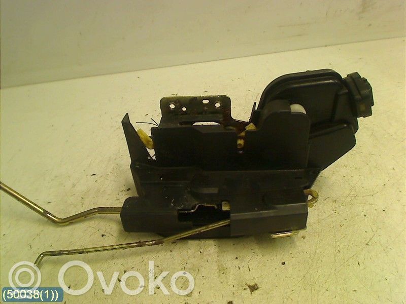 Hyundai Elantra Front door lock 
