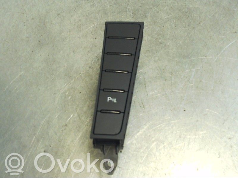 Volkswagen PASSAT B7 Interruptor del sensor de aparcamiento (PDC) 