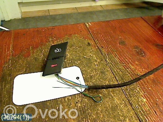 Central locking switch button   4B1962107