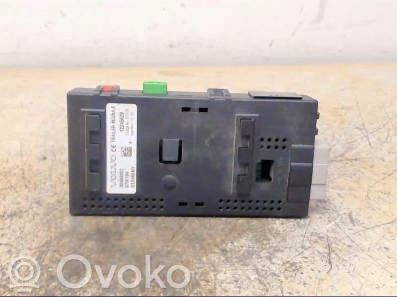 Volvo V70 Piekabes āķa vadības bloks 
